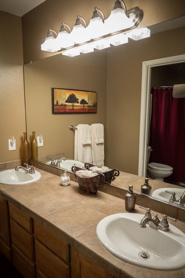 Dreamgiver'S Inn Newberg Bagian luar foto
